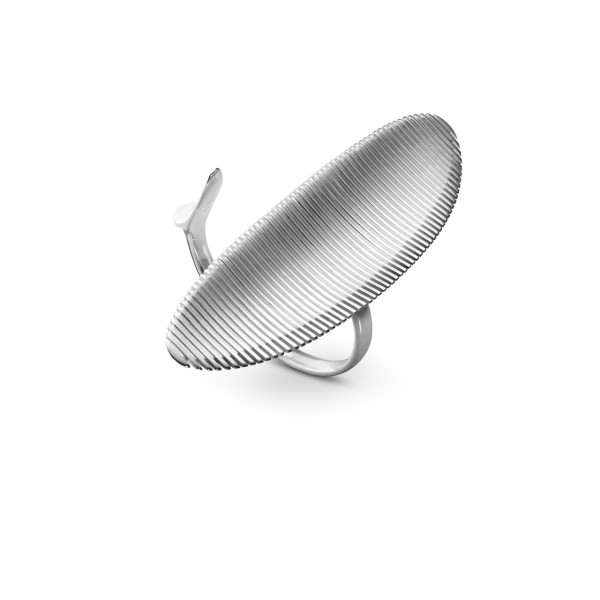 zaha-hadid-georg-jensen-2-lamellae_long_cuff-600x600